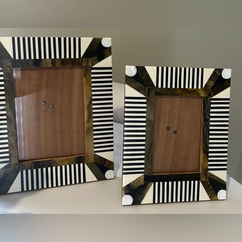 Elegant Gold and Black Striped Picture Frame Set